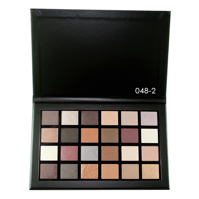 IMPALA Палитра сенки за очи "Love Makeup" 24 цвята